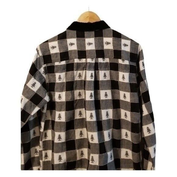 Casey & Max Holiday Button Down Shirt Medium  5 0075 - Picture 3 of 6